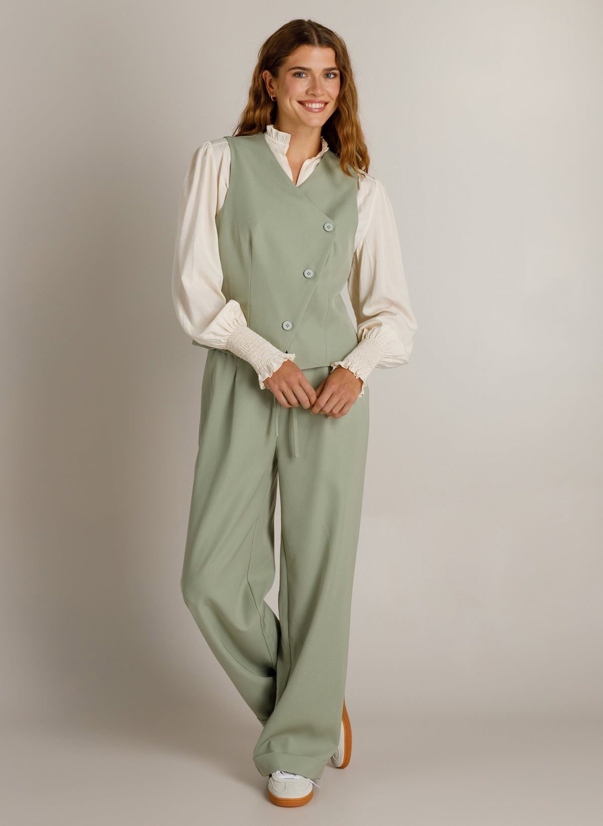 Kayden | Smoked Green