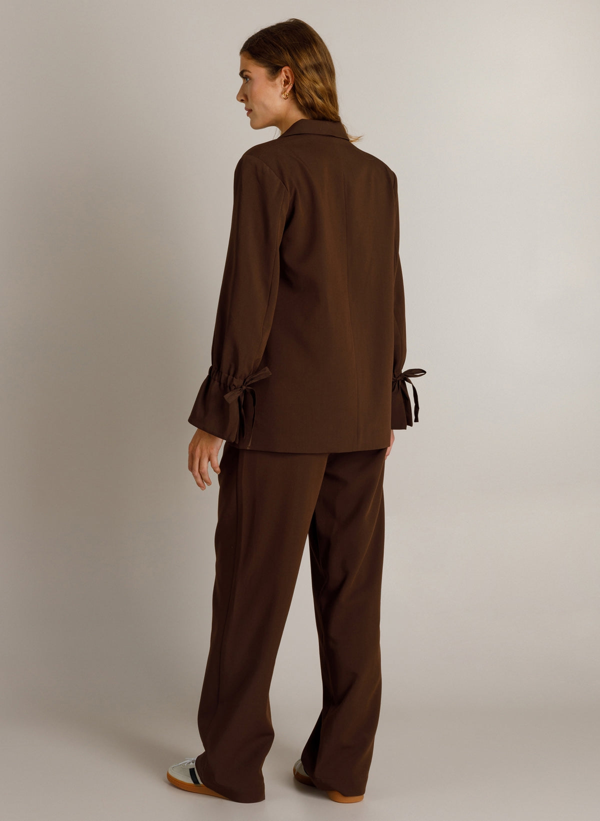 Kes | Chocolate Brown
