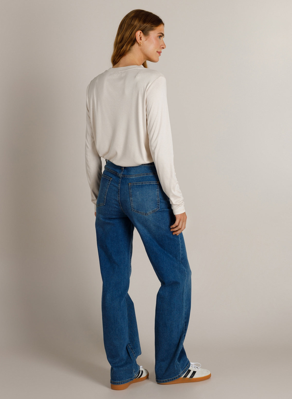 Kathleen | Off White