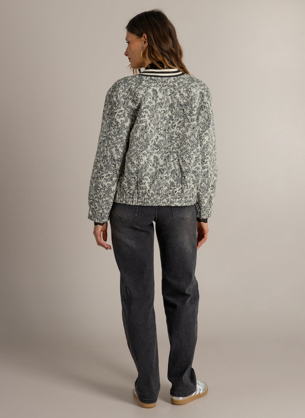 IBMaisy | Black/Off White