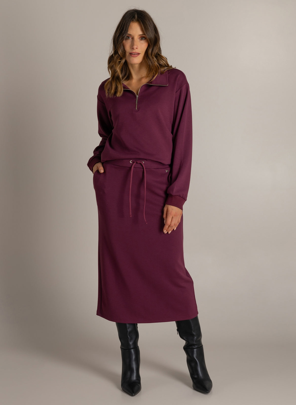 IBMijke | Dark Wine Red