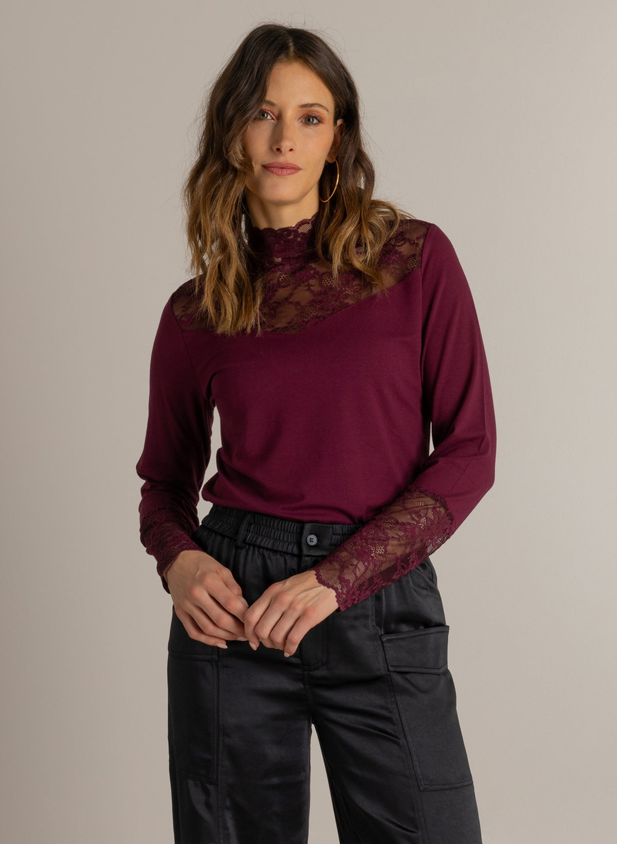 IBMarte | Dark Wine Red