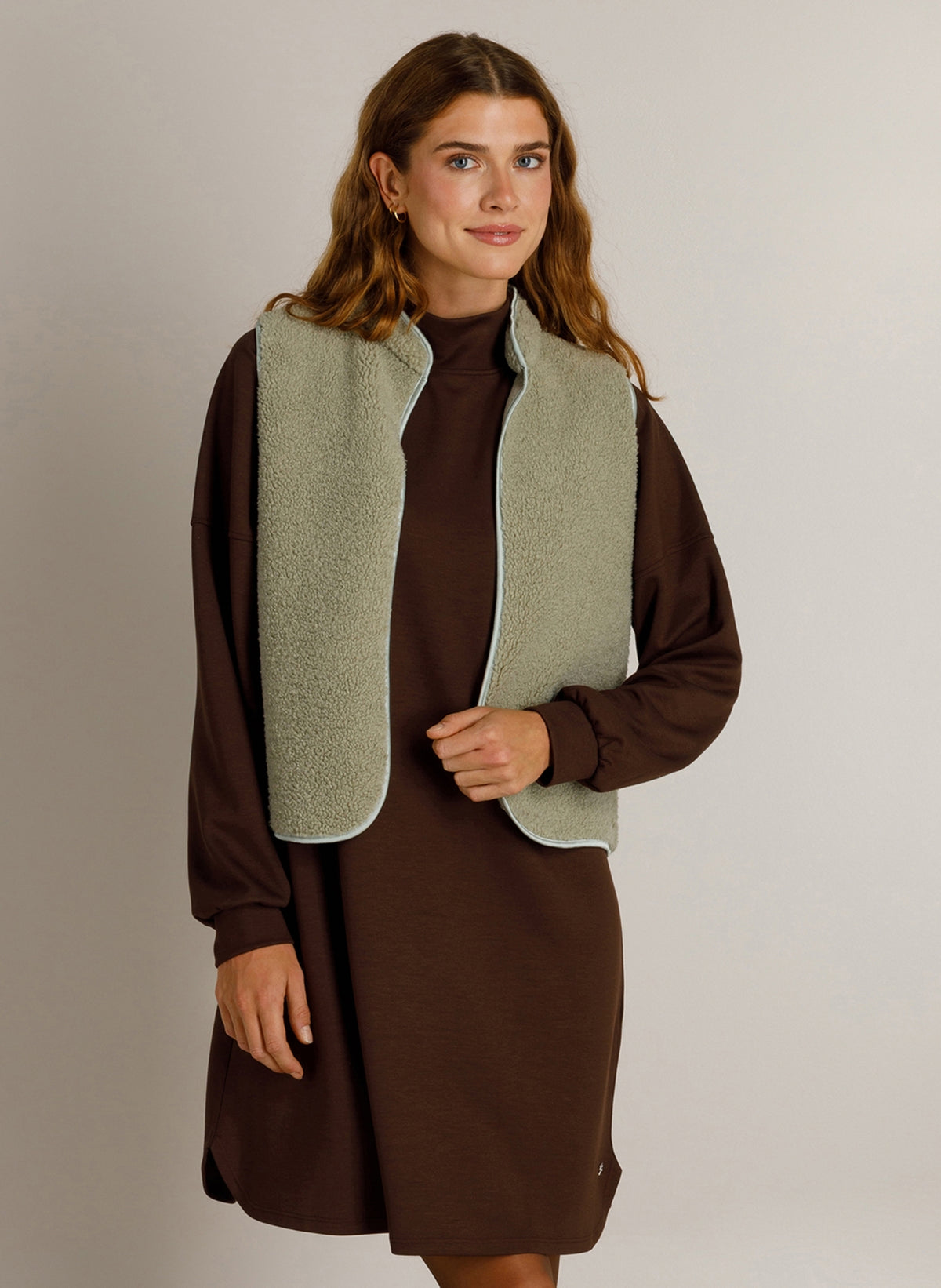 Kyla | Smoked Green
